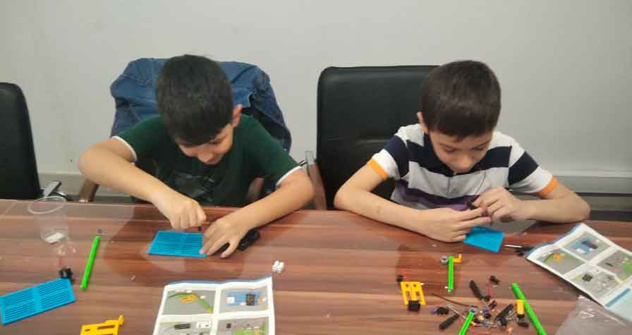 constructor assembly lesson